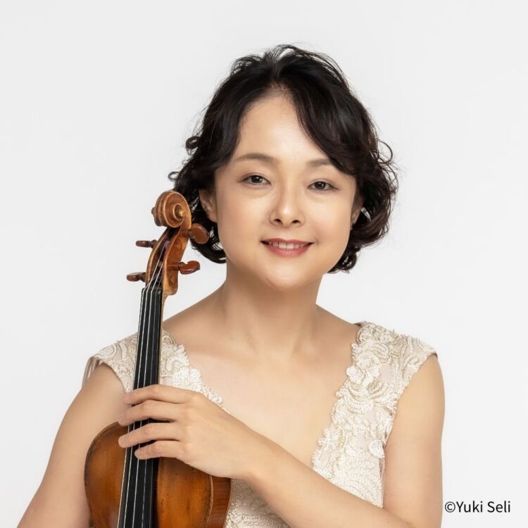川田知子